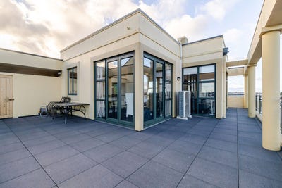 /international/nz/6-queen-street-penthouse-3-palmerston-north-central-palmerston-north-city-380066100278/