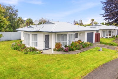 /international/nz/8-hughes-court-pahiatua-manawatu-whanganui-380066123236/