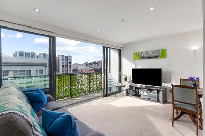 /international/nz/13-college-street-te-aro-wellington-380066093469/
