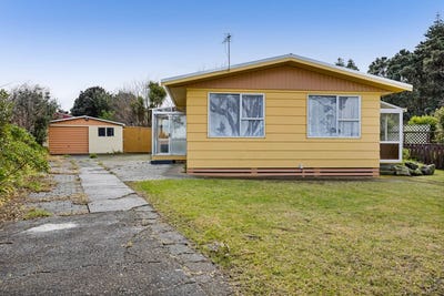 /international/nz/21-scotland-street-patea-south-taranaki-380066178471/