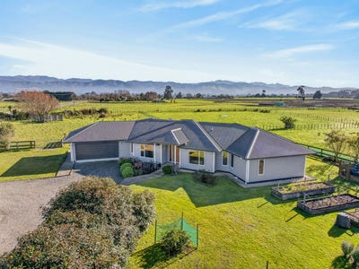 /international/nz/71-waihakeke-road-carterton-wairarapa-380066175298/