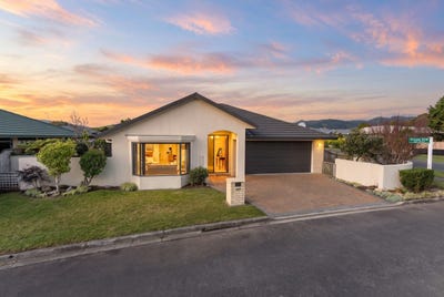 /international/nz/187-langdale-avenue-paraparaumu-wellington-380066119951/