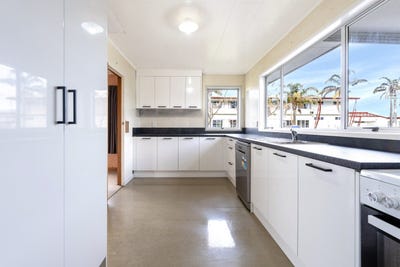 /international/nz/35-wellington-street-te-hapara-gisborne-380066097066/