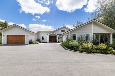 /international/nz/134-cohrs-road-poukawa-hastings-380066111880/