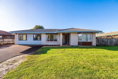 /international/nz/39-frank-nobilo-drive-golflands-manukau-city-380066170533/