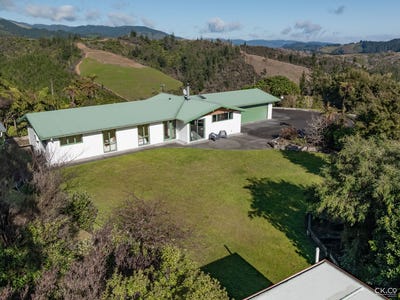 /international/nz/172-plateau-road-te-marua-upper-hutt-city-380066184869/