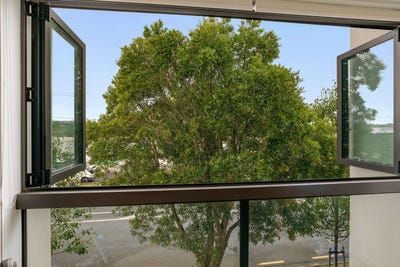 /international/nz/82-jellicoe-road-panmure-auckland-city-380066098507/
