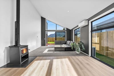 /international/nz/36-gillespie-street-lake-hawea-wanaka-380066124367/