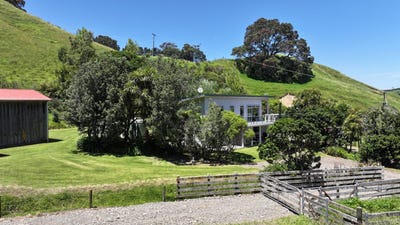 /international/nz/8-pohutukawa-drive-opotiki-and-surrounds-opotiki-380066078381/