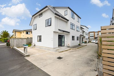 /international/nz/hamilton-east-hamilton-city-380066100344/