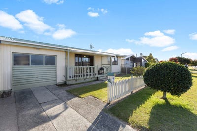 /international/nz/barnett-street-putaruru-south-waikato-380066100483/