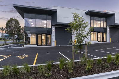 /international/nz/11-triton-drive-albany-north-shore-city-380066149248/