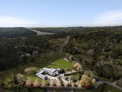 /international/nz/49-haigh-access-road-redvale-rodney-380066177298/