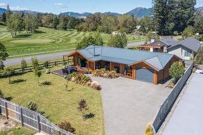 /international/nz/16-tennyson-close-hanmer-springs-hurunui-380066113205/