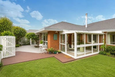 /international/nz/9-thoresby-mews-avonhead-christchurch-city-380066105892/