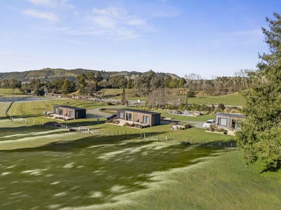 /international/nz/700-state-highway-5-hamurana-rotorua-380066101641/