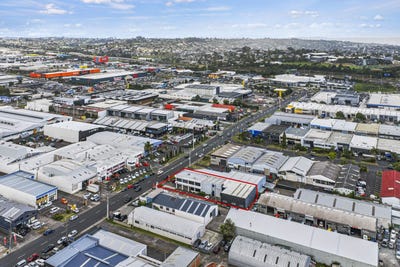 /international/nz/26-porana-road-wairau-valley-north-shore-city-380066147319/