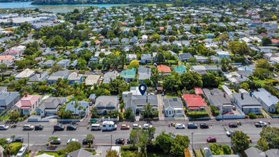 /international/nz/22-calliope-road-devonport-north-shore-city-380066149274/