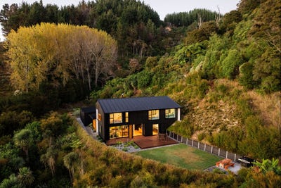 /international/nz/67-dehra-doon-road-motueka-tasman-380066082957/