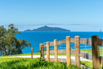 /international/nz/lot-1-1067-cove-road-langs-beach-whangarei-380066105336/