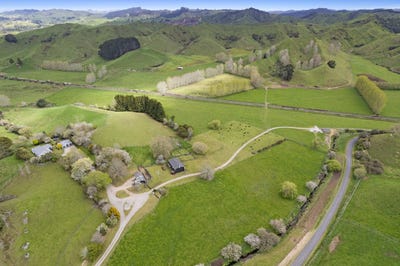 /international/nz/924-mohakau-road-douglas-stratford-380066080403/