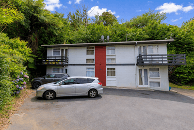 /international/nz/9-epsom-way-karori-wellington-city-380066102867/