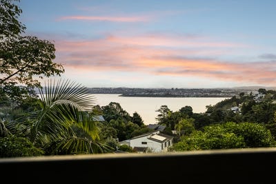 /international/nz/7-odin-place-beach-haven-north-shore-city-380066110411/