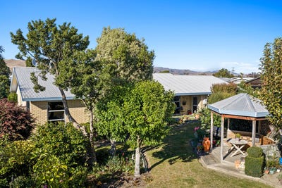 /international/nz/redwoodtown-marlborough-380066099905/