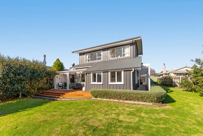 /international/nz/ferndale-new-plymouth-380066104472/