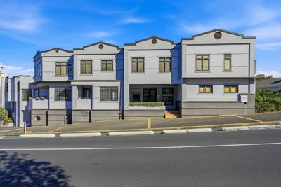 /international/nz/105-victoria-road-devonport-north-shore-city-380066123465/