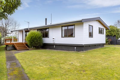 /international/nz/48-grace-crescent-richmond-heights-taupo-380066102764/