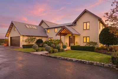 /international/nz/25-clover-road-west-hope-tasman-380066119011/