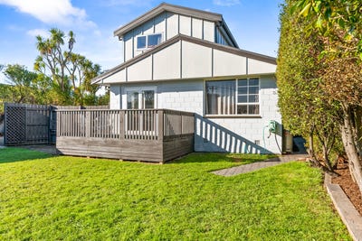 /international/nz/185-st-johns-street-bromley-christchurch-city-380066169156/