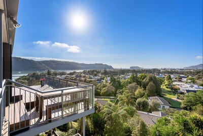 /international/nz/133-bruce-wallace-place-whangamata-thames-coromandel-380066183980/