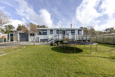 /international/nz/bell-block-new-plymouth-380066168365/