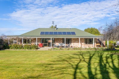 /international/nz/2-terrace-road-leithfield-hurunui-380066180610/