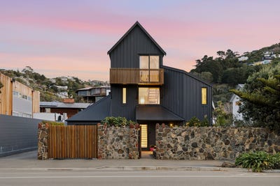 /international/nz/3-24-marriner-street-sumner-christchurch-city-380066168166/
