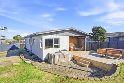 /international/nz/60-hinau-street-castlecliff-manawatu-whanganui-380066181067/
