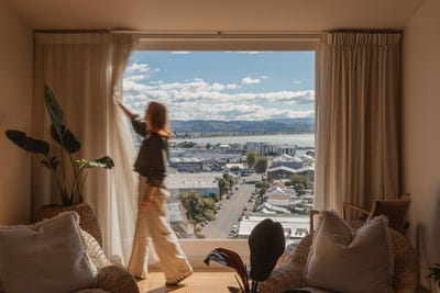 /international/nz/5-denholm-road-napier-hill-napier-city-380066090871/