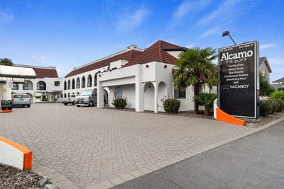 /international/nz/290-ulster-street-whitiora-hamilton-city-380066178655/