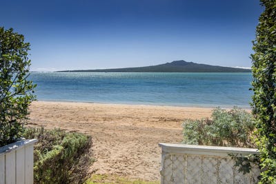 /international/nz/devonport-north-shore-city-380066108598/