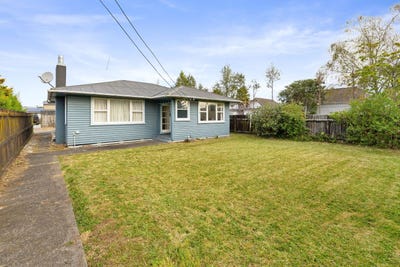 /international/nz/koutu-rotorua-380066108604/