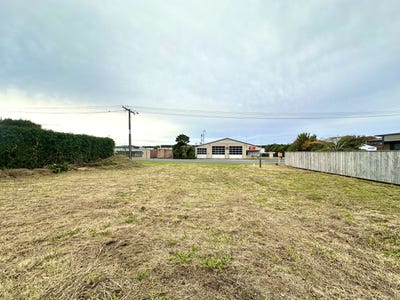 /international/nz/43-grey-street-waitara-new-plymouth-380066113555/
