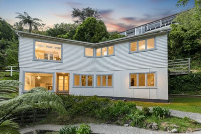 /international/nz/ngaio-wellington-city-380066093892/