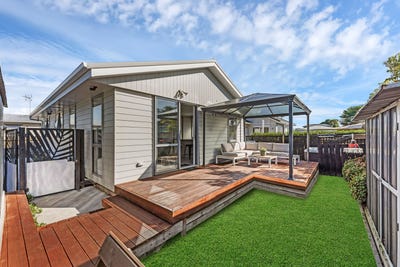 /international/nz/tuakau-franklin-380066101390/