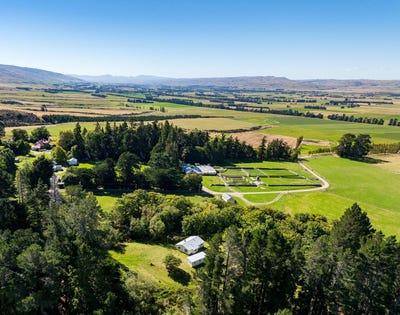 /international/nz/860-gladbrook-road-middlemarch-dunedin-city-380066078385/