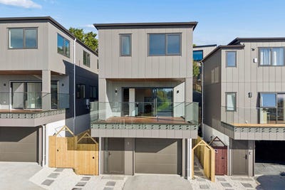 /international/nz/110-stredwick-drive-torbay-north-shore-city-380066169868/