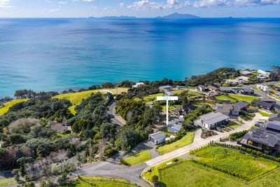 /international/nz/1052-cove-road-langs-beach-whangarei-380066177304/