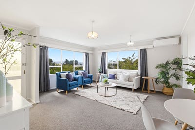 /international/nz/10a-kingsbridge-place-newlands-wellington-city-380066118458/