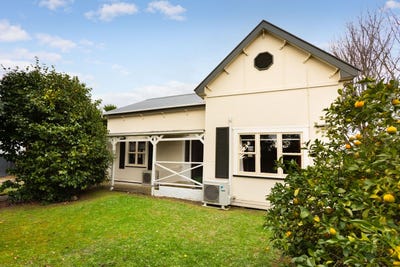 /international/nz/25-main-street-pahiatua-tararua-380066184297/